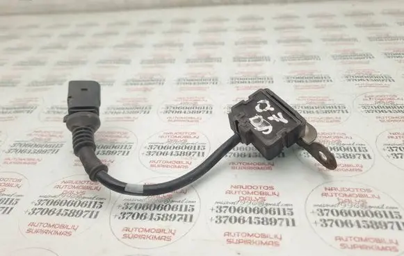 Audi Q7 4L Acceleration sensor 7L0907674B