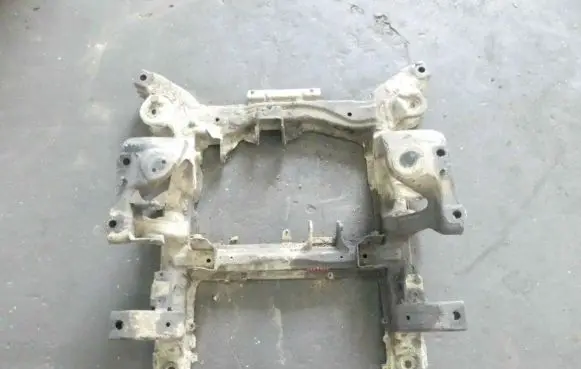 Suzuki Grand Vitara II Front axle beam IMPRK1352049