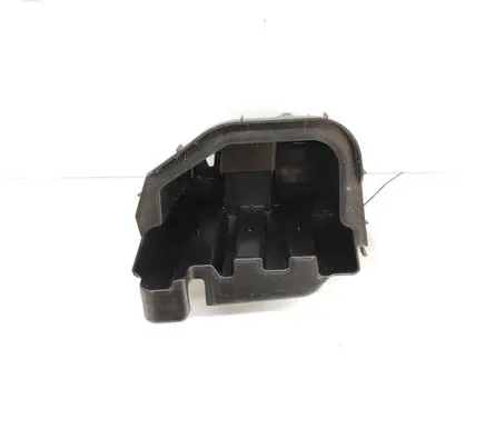 Glove box
