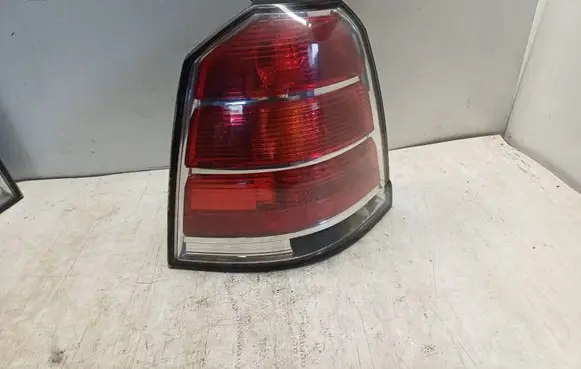 Opel Zafira B Rear/tail lights 154421948