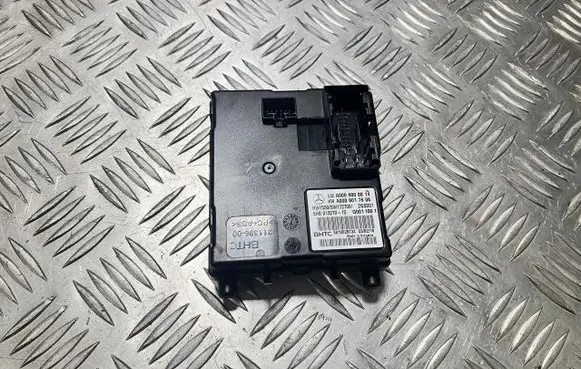 Mercedes-Benz E W238 Air conditioning/heating control unit A0009008814