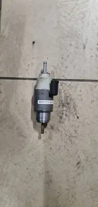 BMW X5 E70 Webasto auxiliary heater fuel pump 6979465