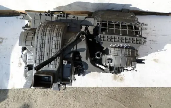 KIA Carens III Interior heater climate box assembly 