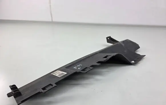 BMW X5 F15 Intercooler air guide/duct channel 
