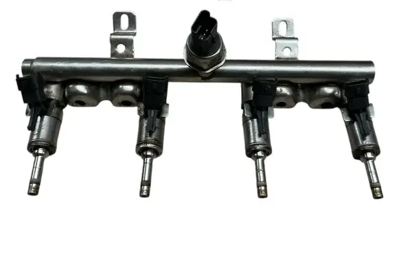 Skoda Fabia Mk2 (5J) Fuel injector V7568051 190053711