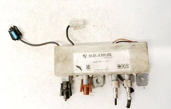 BMW 5 E39 Antenna control unit 65256906082 65.25-6906082