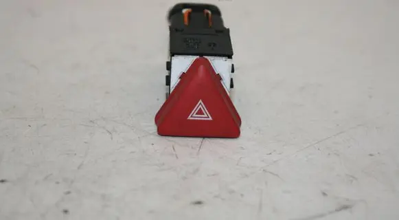 Volkswagen Golf V Hazard light switch 1T0953509