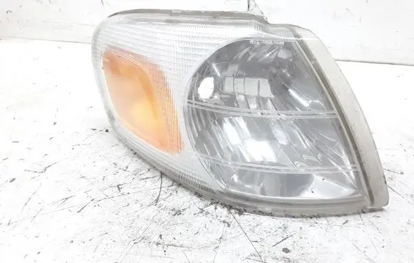 Front indicator light