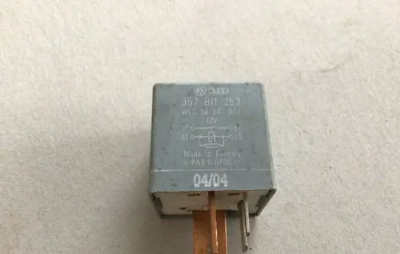 Volkswagen Golf III Other relay 357911253