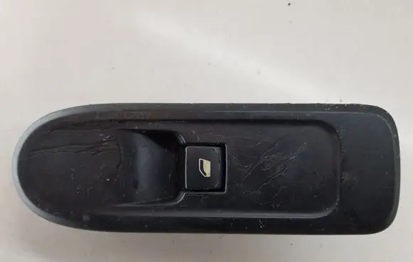 Citroen C5 Electric window control switch 96661102XT