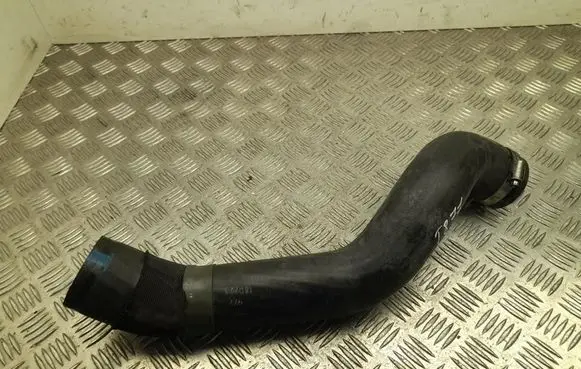 Ford Ranger Air intake hose/pipe AB396K683DF