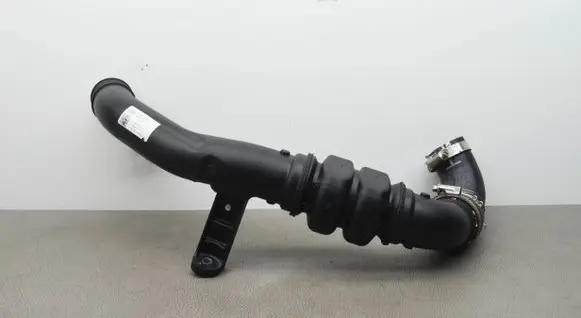 Ford Kuga II Intercooler hose/pipe FV416C646DD