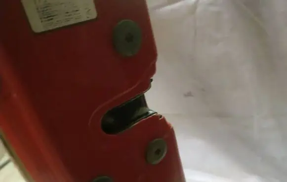 Iveco Daily 30.8 - 9 Front door lock