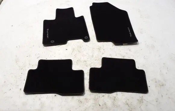 Hyundai Tucson TL Car floor mat set 