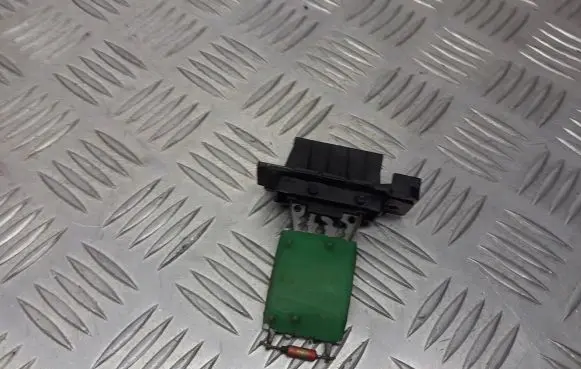 Fiat Grande Punto Heater blower motor/fan resistor
