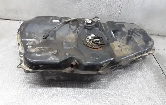 Toyota Corolla E120 E130 Fuel tank 