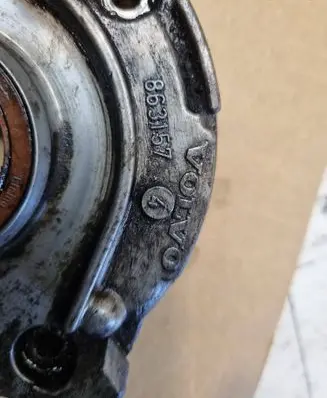 Volvo V70 Oil pump 863157