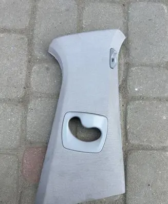 BMW 5 F10 F11 (B) pillar trim (top)