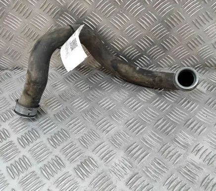 Mercedes-Benz CLS C218 X218 Engine coolant pipe/hose A2045012982