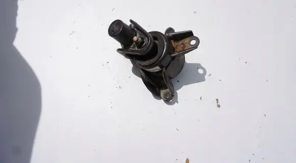 Hyundai i30 Engine mounting bracket APAPODUSZKA