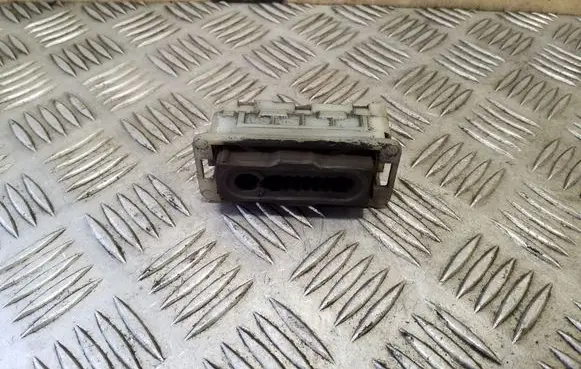 Citroen C4 Grand Picasso Radiator mount bracket 9800613580