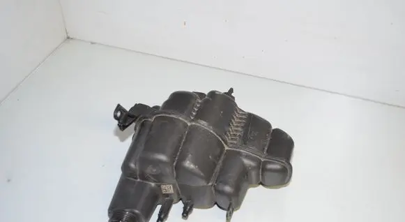 BMW iX Coolant expansion tank/reservoir 8476673 17138476673