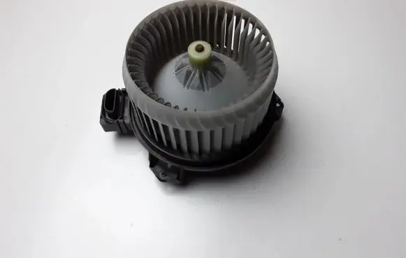 Suzuki Swift II A/C air flow flap actuator/motor 74150-62JA0