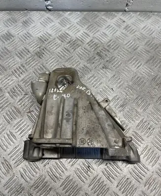 BMW X5 E70 Engine mounting bracket 6790022