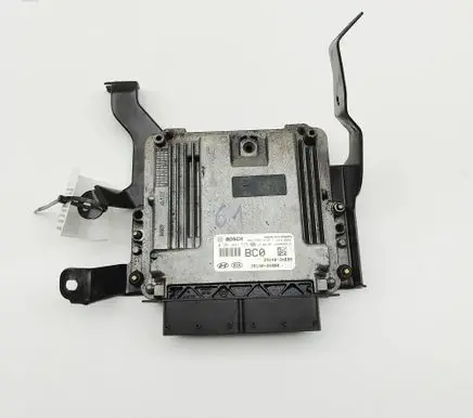 Hyundai Tucson TL Engine control unit/module 391402ABB0 0281031578