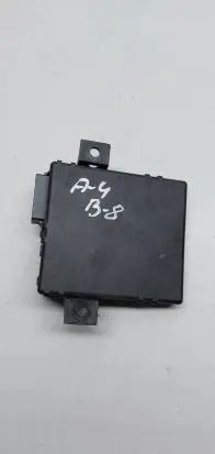 Audi A4 S4 B8 8K Gateway control module 8T0907468L