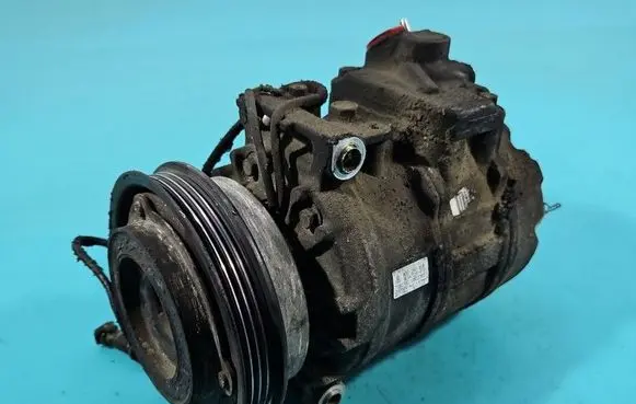 Volkswagen PASSAT B5.5 Air conditioning (A/C) compressor (pump) 8D0260808 IMPRK1520199