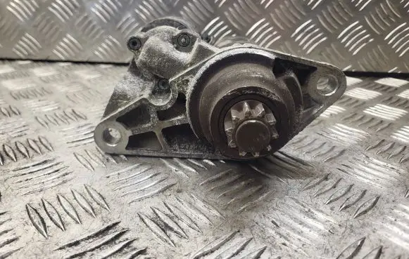 Seat Ibiza III (6L) Starter motor 02T211023R