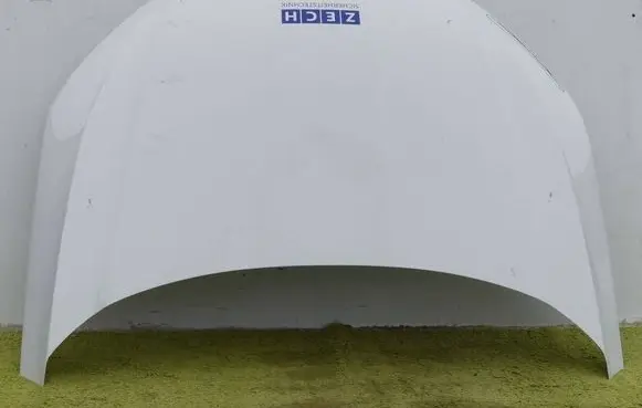 Skoda Octavia Mk4 Engine bonnet/hood 5E3823155