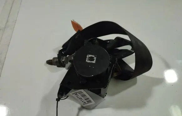Chevrolet Captiva Rear seatbelt 032482