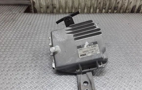 Toyota Corolla E120 E130 Power steering control unit/module 8965002010