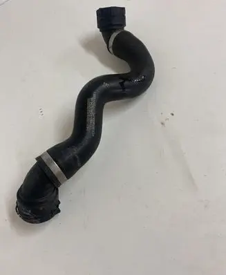 Mercedes-Benz GLC X253 C253 Engine coolant pipe/hose A2535019782