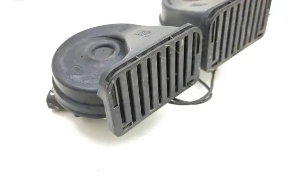 Land Rover Discovery Sport Horn signal BJ3213A803AC B34SA2145J01 4L01092015