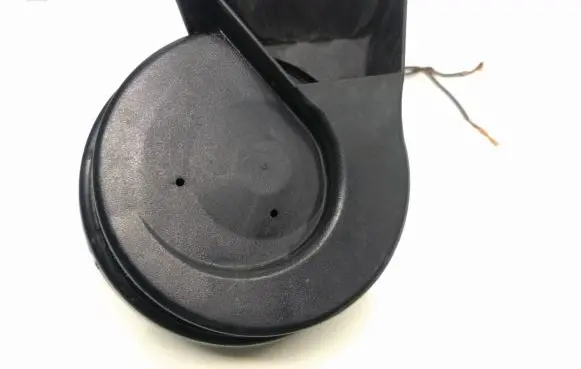 Audi A4 S4 B7 8E 8H Horn signal 8E0951223G