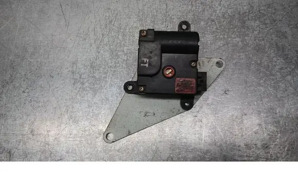 Hyundai Matrix Coolant heater control valve D267DEYAA