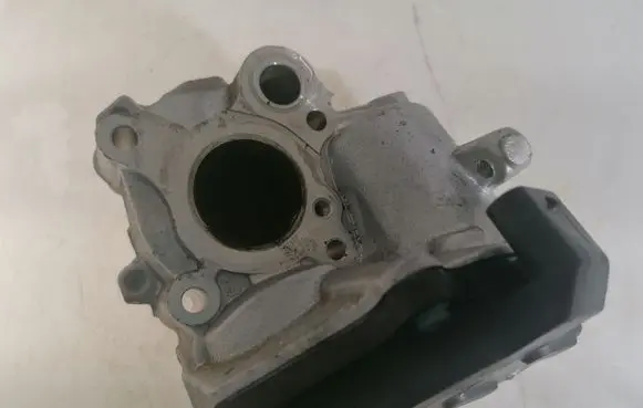 Mercedes-Benz GLE (W166 - C292) EGR valve A6511400860