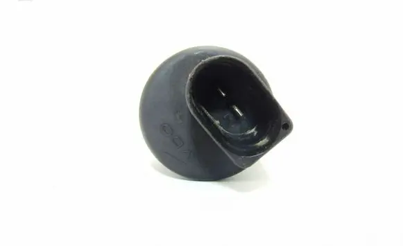 Volkswagen PASSAT B5 Windscreen/windshield washer pump