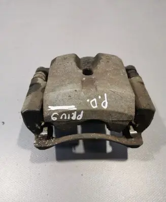 Toyota Prius (XW30) Front brake caliper