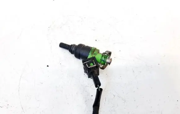 Mercedes-Benz E W211 Fuel injector 2710780549