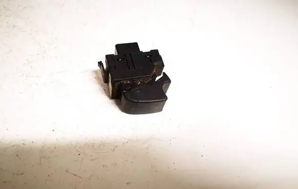 Toyota Corolla E120 E130 Electric window control switch 8481002040 84810-02040