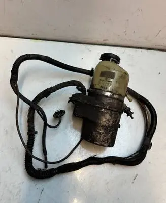 Opel Astra H Power steering pump 1040085