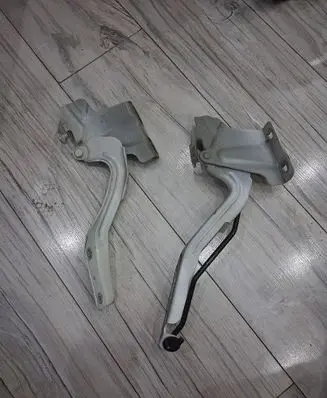 Nissan Note (E12) Engine bonnet/hood hinges 51143VR
