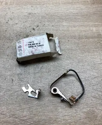 Volkswagen Polo I 86 Ignition distributor 036998051B