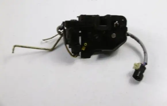 Hyundai Getz Front door lock