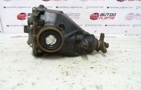 BMW 2 F22 F23 Rear differential 7605593