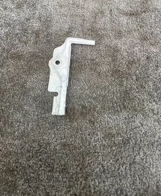 Volkswagen Golf VII Battery bracket